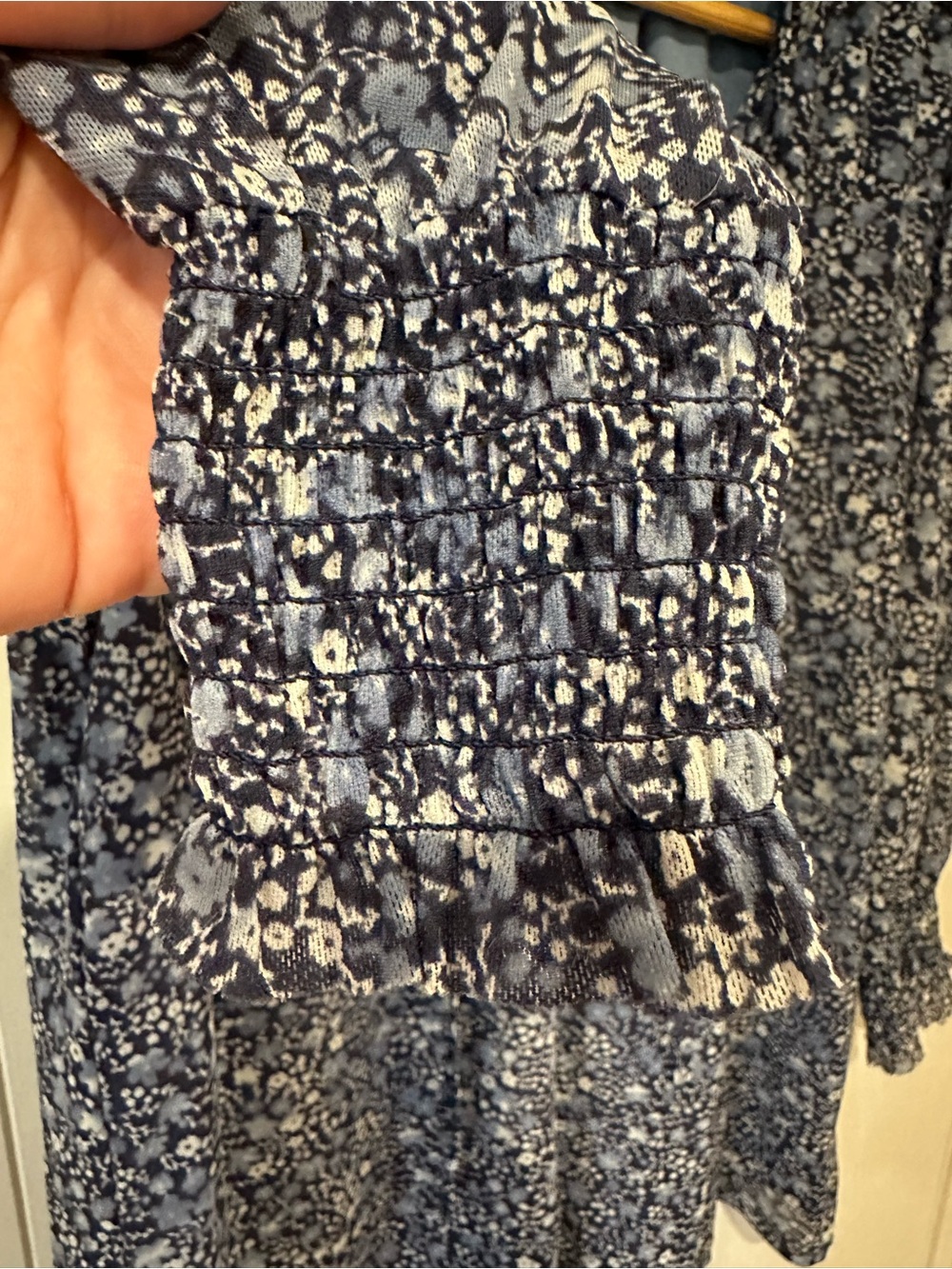Cato Women’s Blue Floral Blouse Size Small Ruffle Collar Lined Long Sleeve Top - Picture 6 of 11